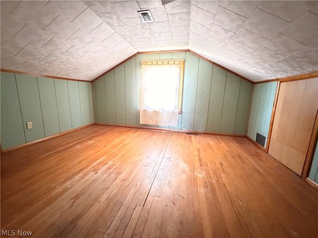 712 Mcdaniel Avenue, Minerva, OH 44657