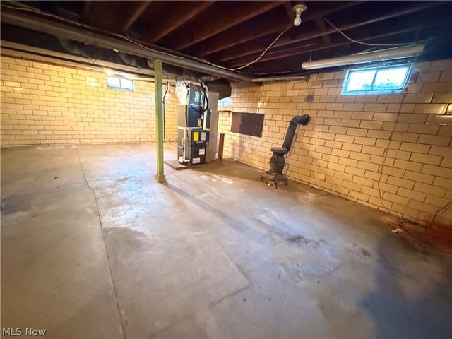 712 Mcdaniel Avenue, Minerva, OH 44657