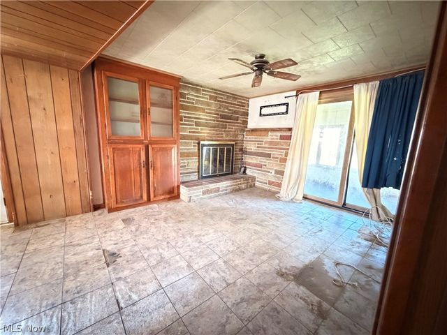 712 Mcdaniel Avenue, Minerva, OH 44657