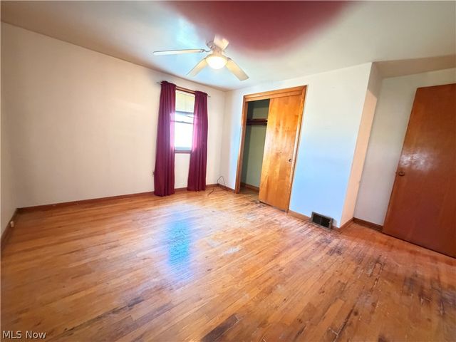 712 Mcdaniel Avenue, Minerva, OH 44657