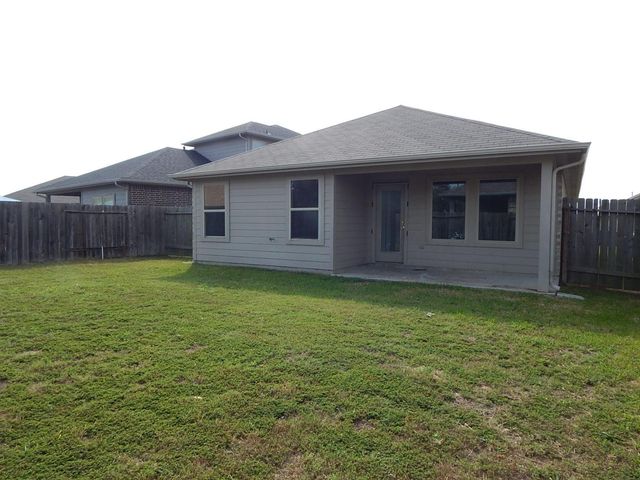 16785 Lonely Pines Drive, Conroe, TX 77302