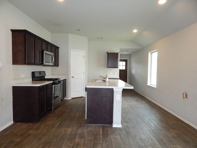 16785 Lonely Pines Drive, Conroe, TX 77302