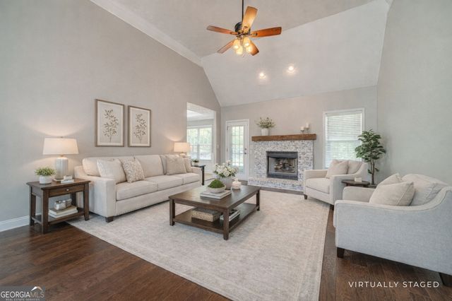 694 Willowwind Drive, Loganville, GA 30052