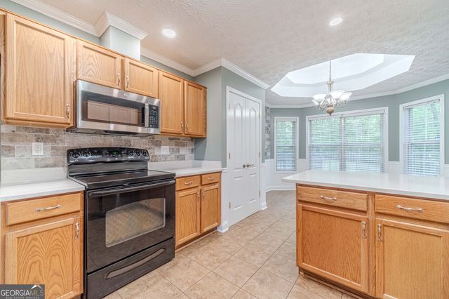 694 Willowwind Drive, Loganville, GA 30052