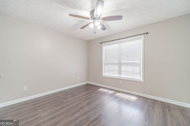 694 Willowwind Drive, Loganville, GA 30052