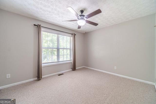 694 Willowwind Drive, Loganville, GA 30052