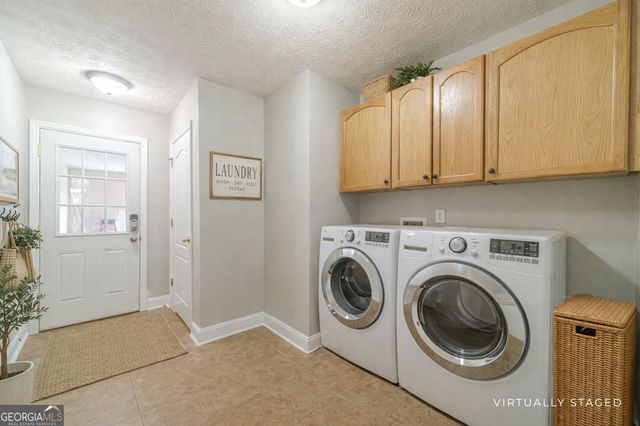 694 Willowwind Drive, Loganville, GA 30052