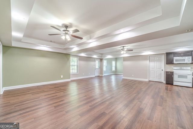 694 Willowwind Drive, Loganville, GA 30052