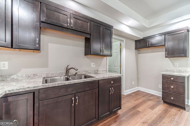 694 Willowwind Drive, Loganville, GA 30052