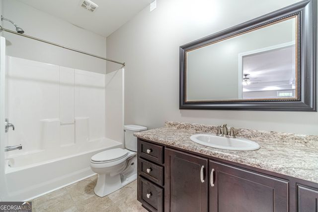 694 Willowwind Drive, Loganville, GA 30052