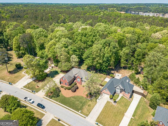 694 Willowwind Drive, Loganville, GA 30052