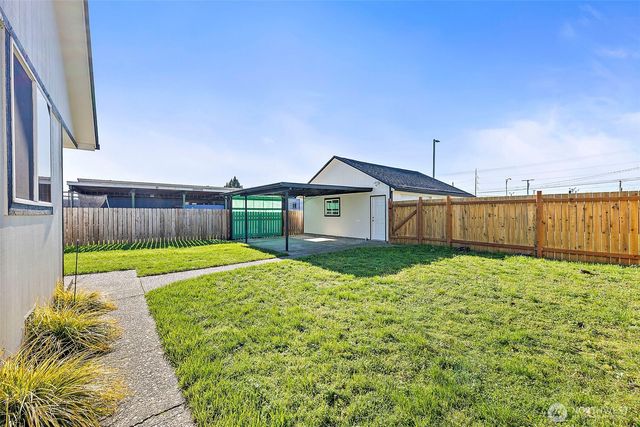 7424 S Puget Sound Avenue, Tacoma, WA 98409