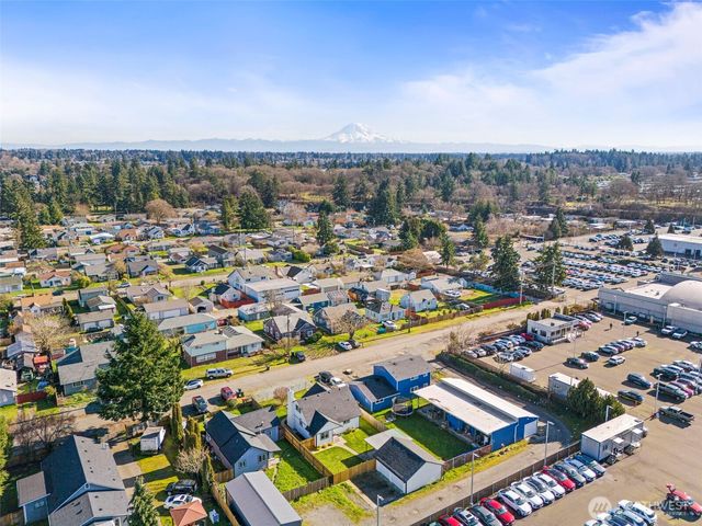 7424 S Puget Sound Avenue, Tacoma, WA 98409