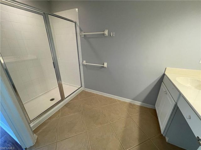 16090 Caldera LN 18, Naples, FL 34110