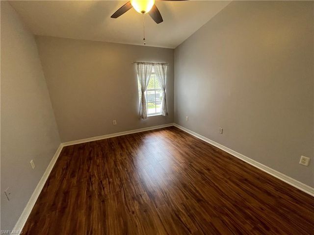 16090 Caldera LN 18, Naples, FL 34110