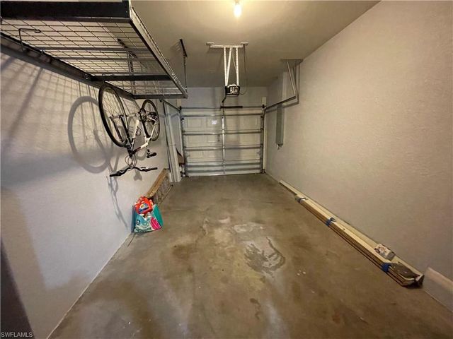 16090 Caldera LN 18, Naples, FL 34110