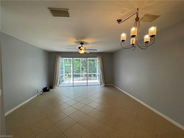 16090 Caldera LN 18, Naples, FL 34110