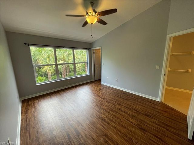 16090 Caldera LN 18, Naples, FL 34110