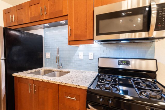 1309 E 52nd ST 2, Austin, TX 78723