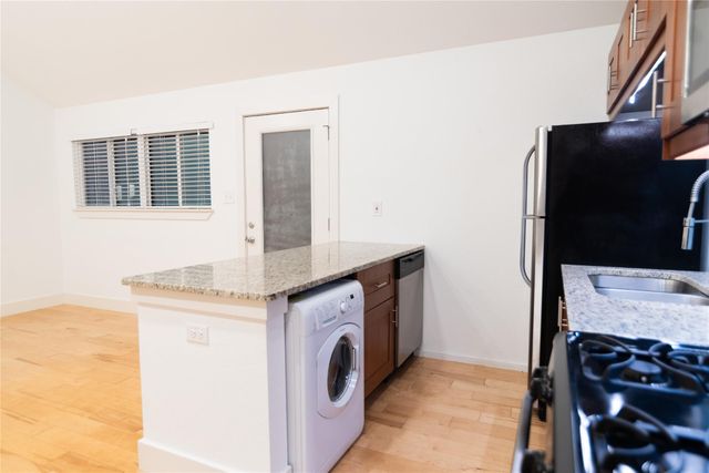 1309 E 52nd ST 2, Austin, TX 78723