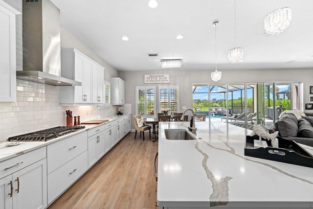 7631 PARADISO DRIVE, Apollo Beach, FL 33572