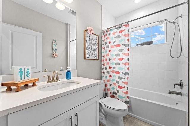 7631 PARADISO DRIVE, Apollo Beach, FL 33572