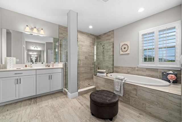 7631 PARADISO DRIVE, Apollo Beach, FL 33572