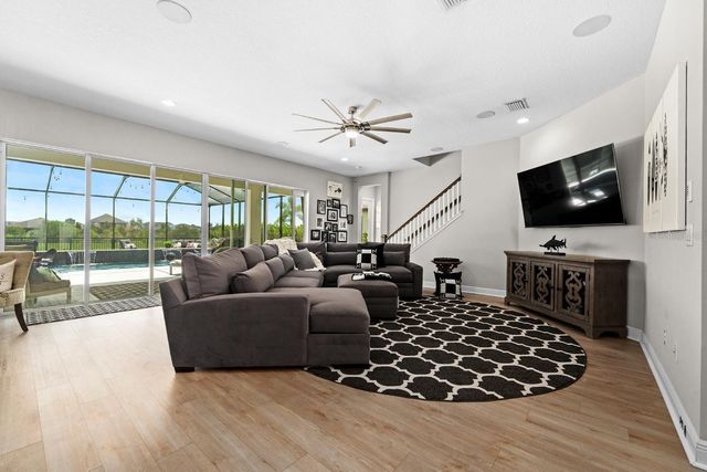 7631 PARADISO DRIVE, Apollo Beach, FL 33572