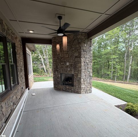 608 Plumley Summit Road, Landrum, SC 29356