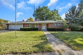 1102 VINE ST, Fulton, MO 65251