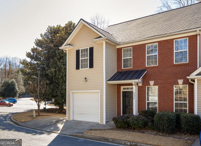 2596 Avery Park Circle, Atlanta, GA 30360
