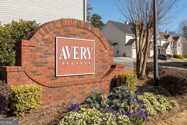 2596 Avery Park Circle, Atlanta, GA 30360