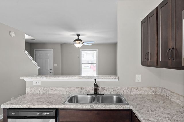 259 Smithson Ln Unit B, Clarksville, TN 37040