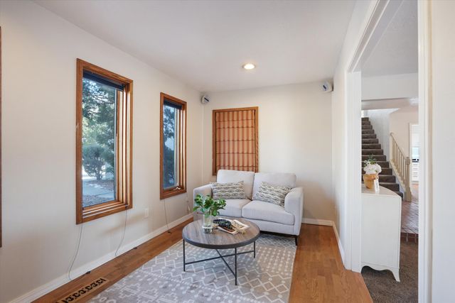 3901 Big Sky Drive NE, Albuquerque, NM 87111