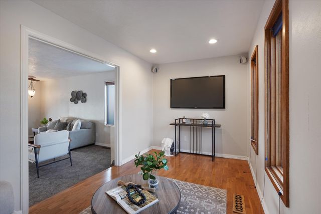 3901 Big Sky Drive NE, Albuquerque, NM 87111