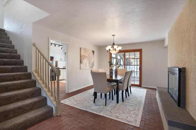 3901 Big Sky Drive NE, Albuquerque, NM 87111