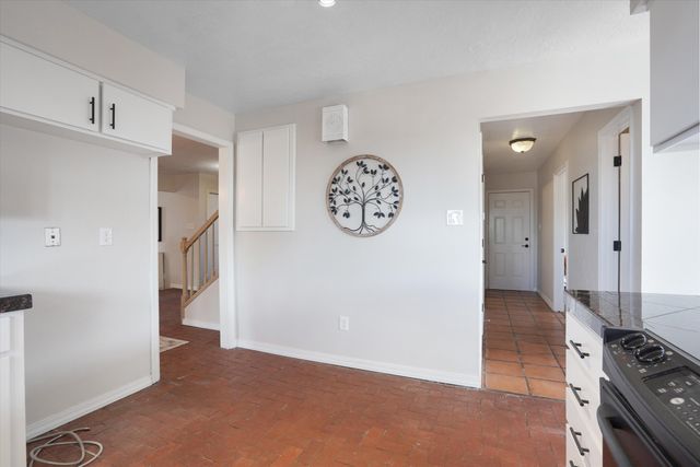 3901 Big Sky Drive NE, Albuquerque, NM 87111