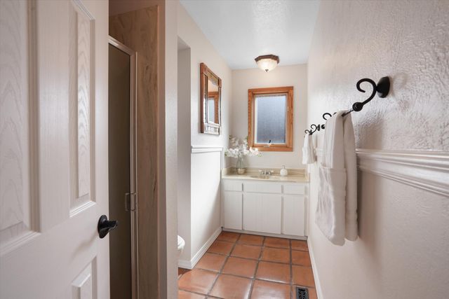 3901 Big Sky Drive NE, Albuquerque, NM 87111