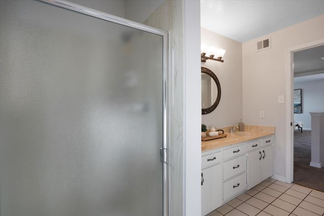 3901 Big Sky Drive NE, Albuquerque, NM 87111