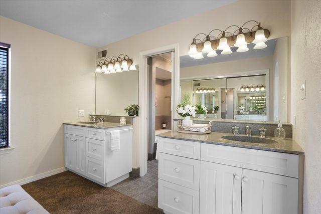 3901 Big Sky Drive NE, Albuquerque, NM 87111