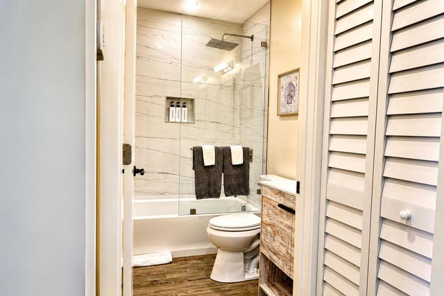 898 SE 2nd Place 2, Deerfield Beach, FL 33441