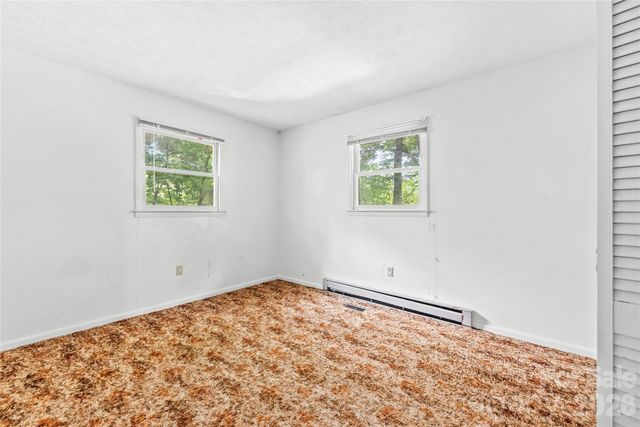 100 Stonewall Avenue, Swannanoa, NC 28778