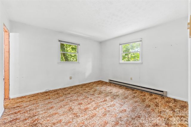 100 Stonewall Avenue, Swannanoa, NC 28778