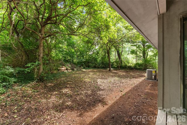 100 Stonewall Avenue, Swannanoa, NC 28778