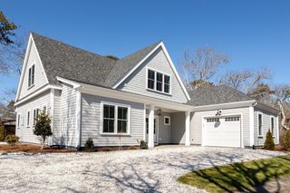 38 Lower County, Dennis, MA 02639