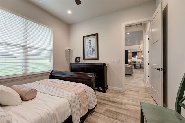 835 Hidden View Acres Drive, Blanchard, OK 73010