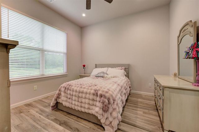 835 Hidden View Acres Drive, Blanchard, OK 73010