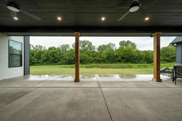 835 Hidden View Acres Drive, Blanchard, OK 73010