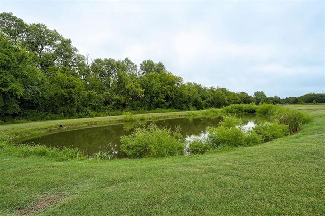 835 Hidden View Acres Drive, Blanchard, OK 73010