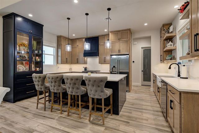 835 Hidden View Acres Drive, Blanchard, OK 73010